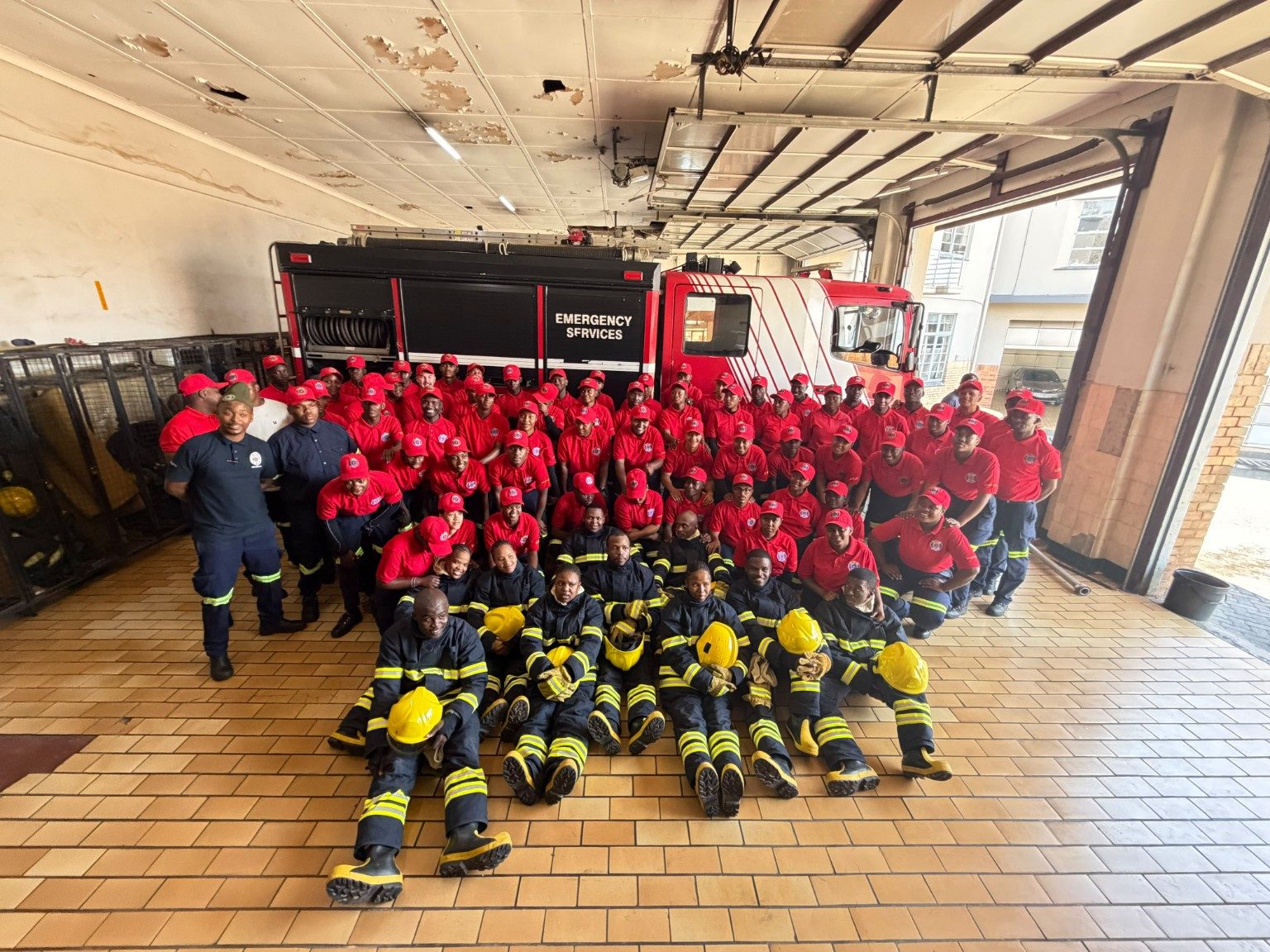 Kernbridge students with fire engine